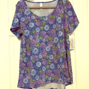 NWT Lularoe XL Classic T